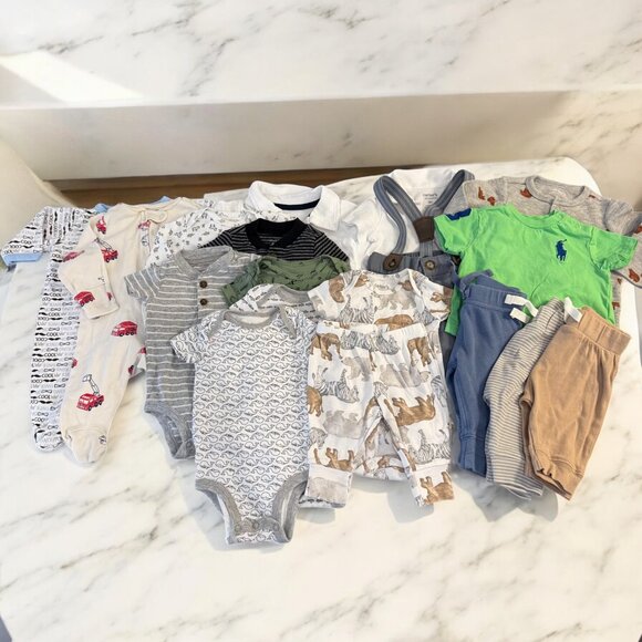 Baby Clothes Bundle Size 0-3 Months Footies Bodysuits Outfits Sets Tops Bottoms - Picture 1 of 16